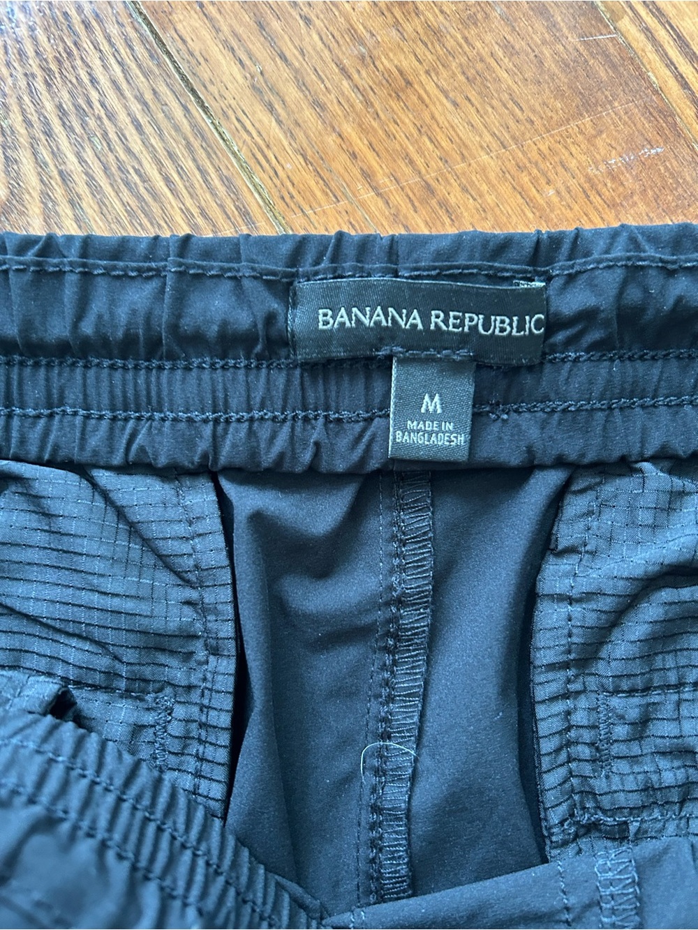 Banana Republic NWOT joggers - Picture 2 of 8